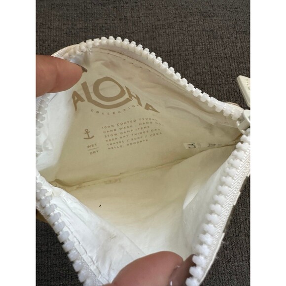 Aloha Collection Coated Tyvek Hawaiian Tropical Monstera Cosmetic Bag Mini Pouch - Picture 4 of 4